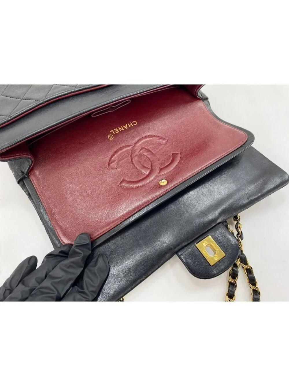 Chanel Shoulder Bag Quilted 25